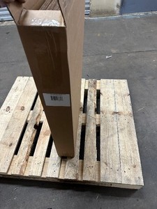 lot 63 image: Large Moving  Shipping Boxes 20 x 20 x 15 (Pack of 6)