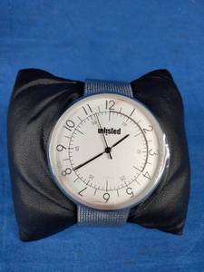 Kenneth Cole Unlisted Mens Classic White Dial Silvertone Stainless Steel Mesh Bracelet Watch
