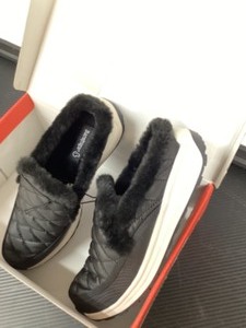 lot 34 image: New Womens Baretraps Gemma Spring  Winter Faux Fur Lined Shoes  Mules  Slippers Size 7.5 Black