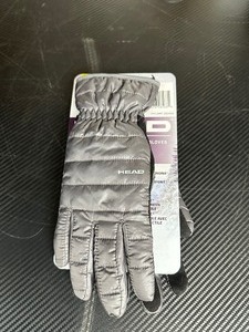lot 128 image: New Head Woman Size Small Hybrid Waterproof Gloves with Touchscreen Gray