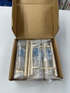 lot 140 image: 20 Pack 6 Gold Sapphire Delta Series Cabinet Pull 20-Pack SP-1009KN-96-GLD - (Center to Center 3.75 - Screw Holes)