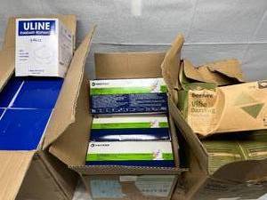 lot 47 image: Lot of Mixed Brand Disposable Particulate Respirators and Face Masks (Uline, Halyard, BeeSure)