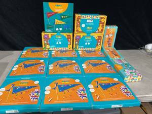 lot 366 image: LOT OF 16  Mondo Llama Arts and Craft Supplies