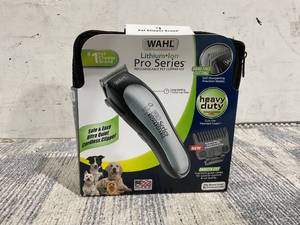 lot 124 image: Wahl Lithium Ion Pro Series Cordless Dog Pet Clipper 9177