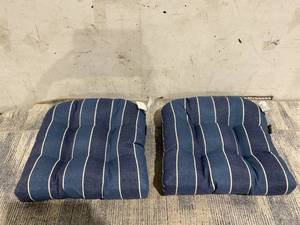 lot 622 image: 2PCS Wickenburg Indigo Wicker Seat Cushion