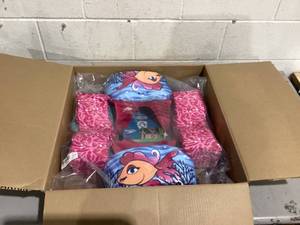 lot 462 image: LOT of Speedo Splash Jammer Life Jacket Vest - Berry Beta