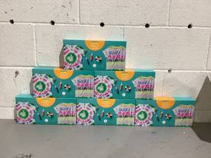 lot 480 image: LOT of 6 Mondo Llama Create Your Own Tie Dye Kit