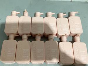 lot 683 image: LOT OF 12 MONDAY HAIRCARE Shampoos