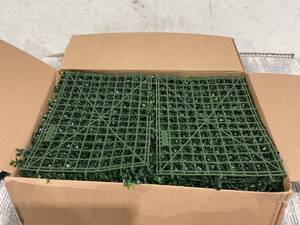 lot 636 image: 12PCS Artificial Decorative Hedge Board, Boxwood Resistant, OutdoorIndoor