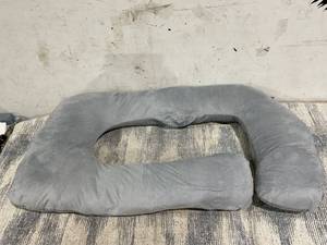 lot 648 image: Pharmedoc Pregnancy Pillows, U-Shape Full Body Pillow