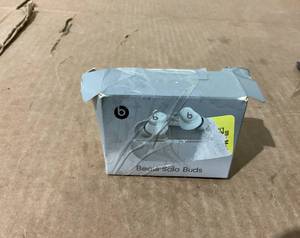 lot 50 image: Beats Solo Buds - True Wireless Earbuds
