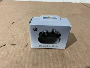 lot 40 image: Beats Solo Buds - True Wireless Earbuds