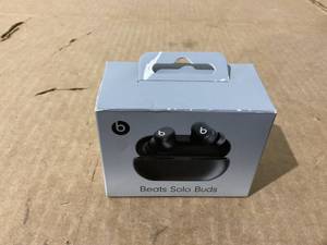 lot 42 image: Beats Solo Buds - True Wireless Earbuds