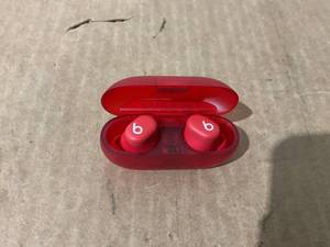 lot 46 image: Beats Solo Buds - True Wireless Earbuds