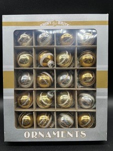 lot 166 image: SHINY BRITE Glass Ornaments Box - Silver and Gold - MIB - #1