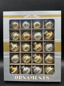 lot 168 image: SHINY BRITE Glass Ornaments Box - Silver and Gold - MIB - #3