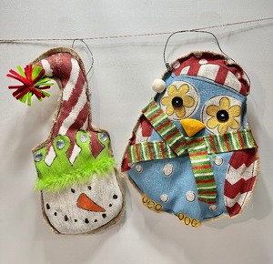 lot 143 image: HAND PAINTED Puffy Burlap Snowman and Owl