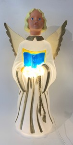 lot 39 image: Vintage EMPIRE Angel Blow Mold #3