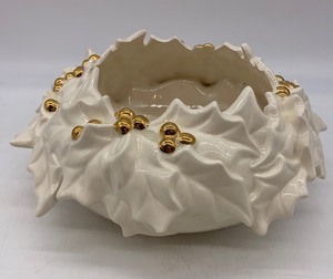 lot 40 image: Vintage ATLANTIC MOLD Poinsettia Ceramic Bowl