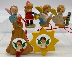 lot 75 image: Vintage Wood Ornaments including Santa, Angels, Bell and Star