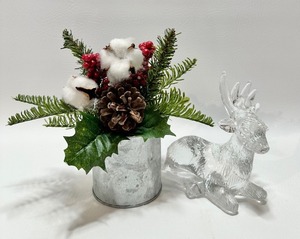 lot 214 image: CRYSTAL Deer and Tabletop Holiday Arrangement