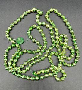 lot 238 image: ANTIQUE Green Glass Bead Garland #1