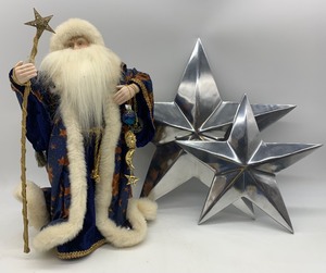 lot 103 image: Mystical Santa with 2 Silver Metal Wall Stars