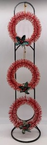 lot 115 image: Vintage Bottle Brush Wreaths, Set of 3