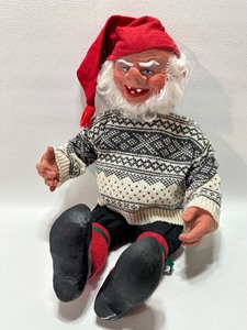 lot 333 image: VINTAGE 1960s ARNE HASLE Posable LATEX Norwegian Elf Troll Doll #2