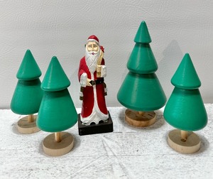 lot 351 image: HAND CARVED FOLK ART Skinny Santa and WOODEN Trees