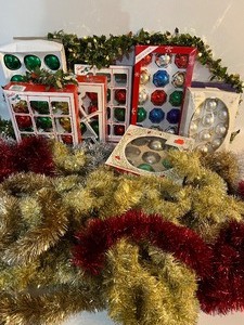 lot 452 image: Merry Holidays  Assorted Glass Christmas Bulbs and Tinsel Garland