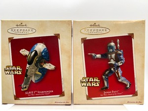 lot 432 image: Hallmark STAR WARS Slave I Starfighter and Jango Fett Ornaments
