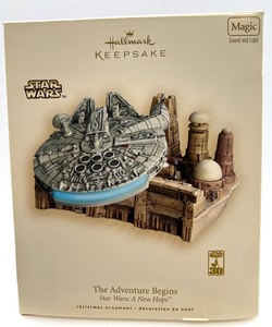 lot 434 image: Hallmark STAR WARS The Adventure Begins Ornament