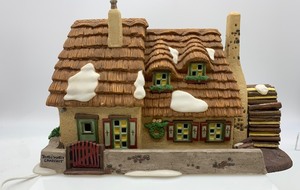 lot 486 image: DEPT 56 Dickens Village Series, The Christmas Carol Cottage House