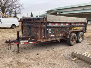 lot 004 image: 2016 Load Trail 83 x 14 Dump Trailer  14,000 lb Capacity with Operational Hydraulic Dump