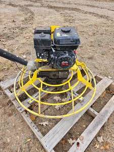 lot 008 image: WACKER 36 WALK-BEHIND CONCRETE POWER TROWEL W HONDA 5.5HP GX120 ENGINE