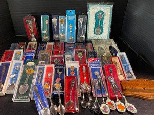 lot 64 image: 51 Piece LOT Collector Spoons and Spoon Rack Display