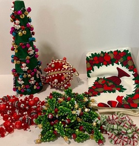 lot 58 image: Vintage Christmas Crafting LOT Beadwork and Vintage Tablecloth