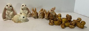 lot 63 image: 18 Piece LOT - Ceramic Ducks and Bunnies