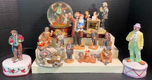 lot 132 image: Large LOT of Emmett Kelly Clown Decor, Music Boxes Globe and Figurine