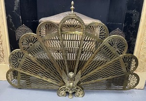 lot 144 image: Vintage Brass Regency Period Style Peacock Fireplace Screen