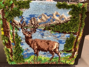lot 139 image: Large Deer Wildlife Latch Hook
