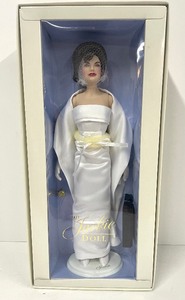 lot 12 image: Franklin Mint The Jackie Doll in Box