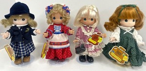 lot 112 image: Four Vintage Precious Moments Children of the World England, Denmark, France and Ireland