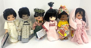 lot 127 image: Six Precious Moments Children of the World Filipino, Hawaii, Jamaica, India, Mazie USA and Mizu Japan