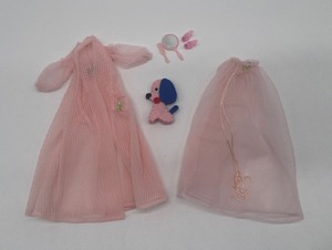 lot 178 image: Barbie Vintage Clothing Night Negligee #965 complete