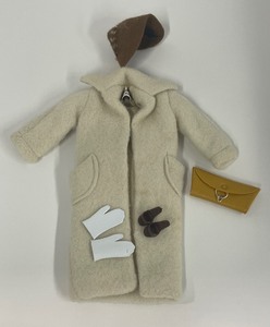 lot 189 image: Peachy Fleecy Vintage Barbie by Mattel Outfit #915 1959 Complete Set