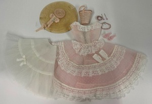 lot 192 image: Plantation Belle #966 Vintage Barbie Outfit by Mattel 59-61  Complete