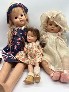 lot 140 image: Lot of 3 Antique Composition Dolls 1930s-40s with Era Appropriate Handmade Clothing for largest doll