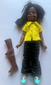 lot 38 image: 1969 Ideal Crissy Family Doll Velvet 15 African American Doll